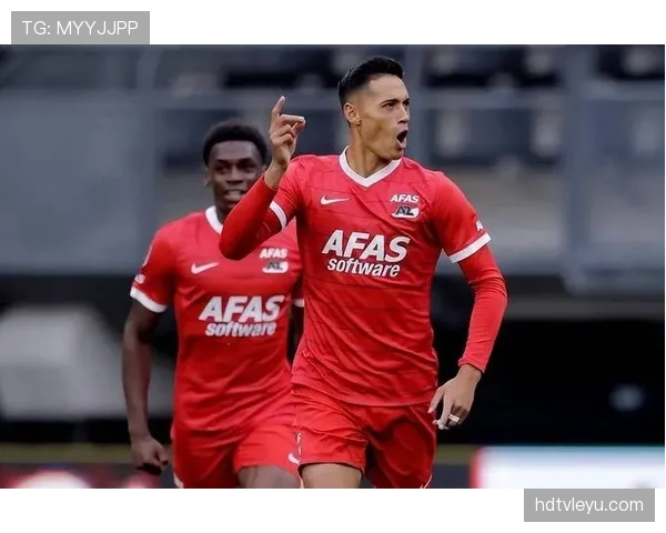 阿贾克斯定位球战术建功，再助球队斩获关键胜利